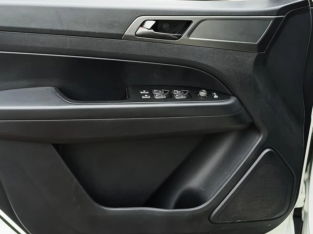 Ssangyong Musso 2.2 4x2 Mt año 2022