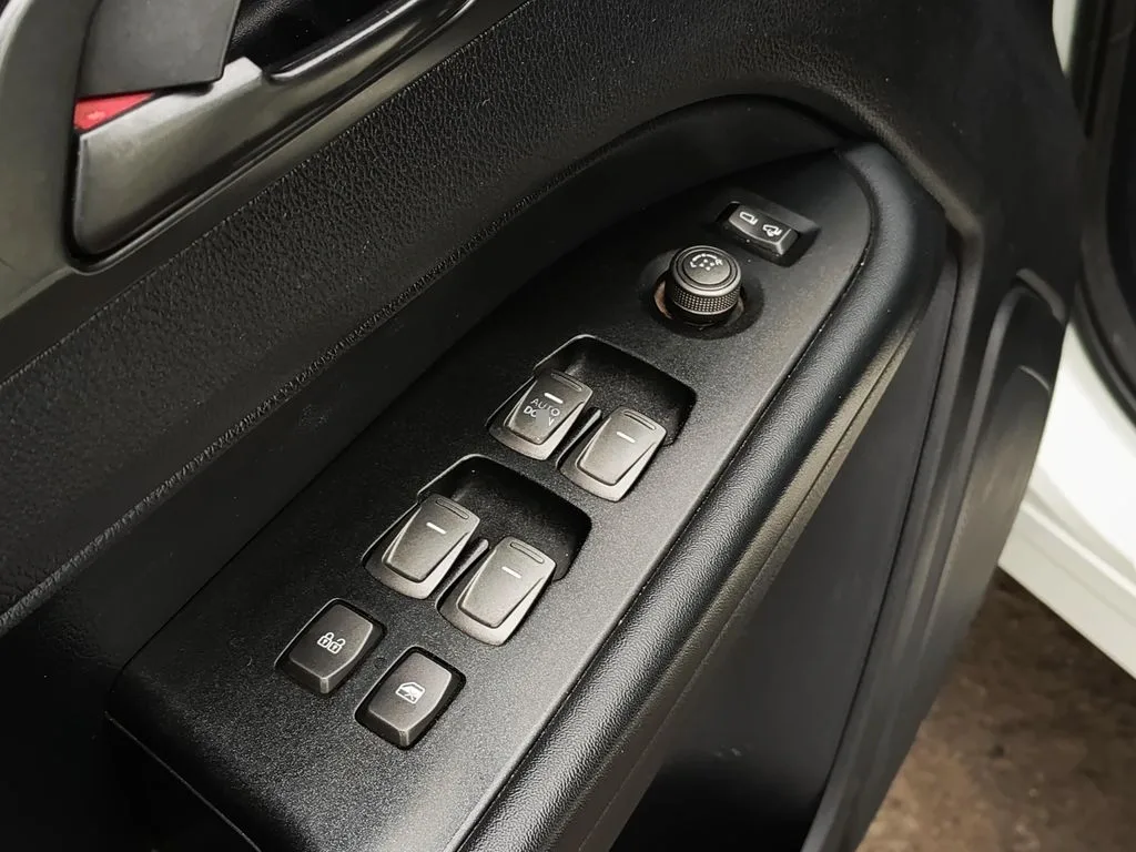 Ssangyong Musso 2.2 4x2 Mt año 2022