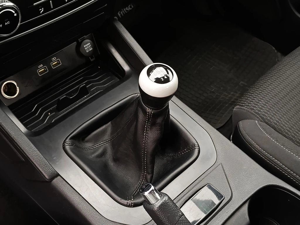 Ssangyong Musso 2.2 4x2 Mt año 2022