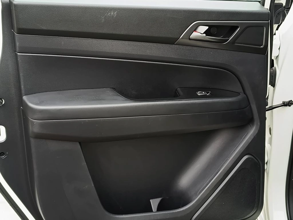Ssangyong Musso 2.2 4x2 Mt año 2022