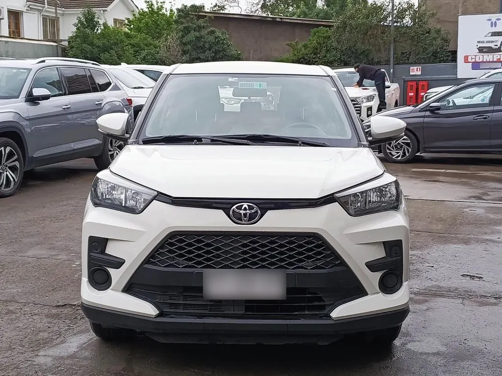 Toyota Raize 1.2 Mt año 2025
