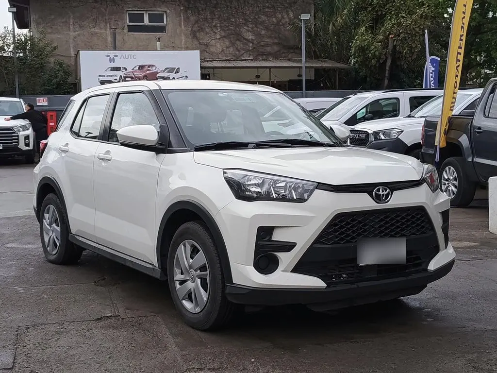 Toyota Raize 1.2 Mt año 2025