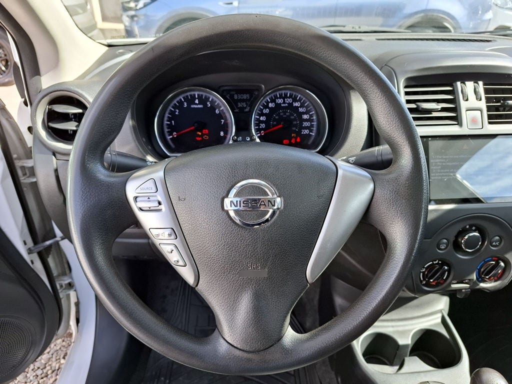 Nissan Versa 1.6 Sense 4x2 Mt 4p año 2020