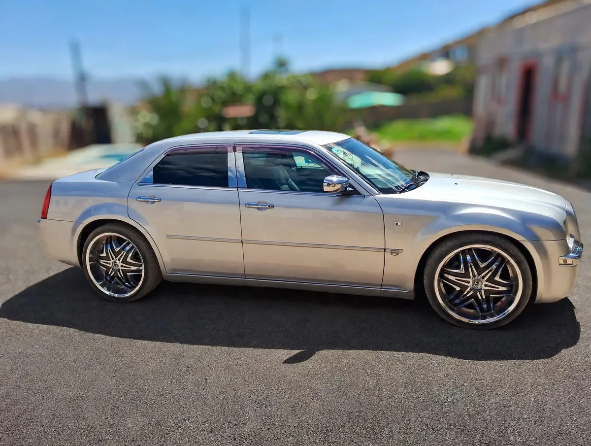 CHRYSLER 300 5.7 Hemi At año 2007