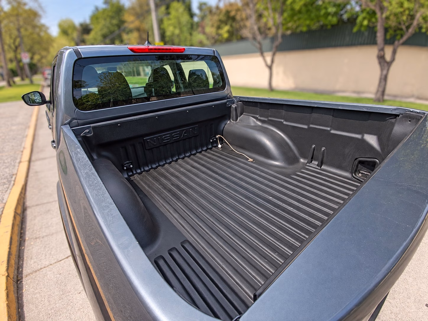 Nissan Navara Dc - Xe At 4wd año 2024