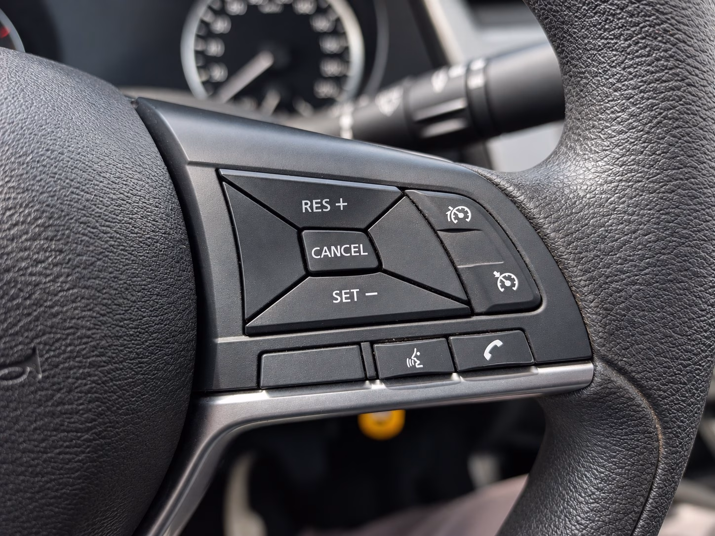 Nissan Navara Dc - Xe At 4wd año 2024