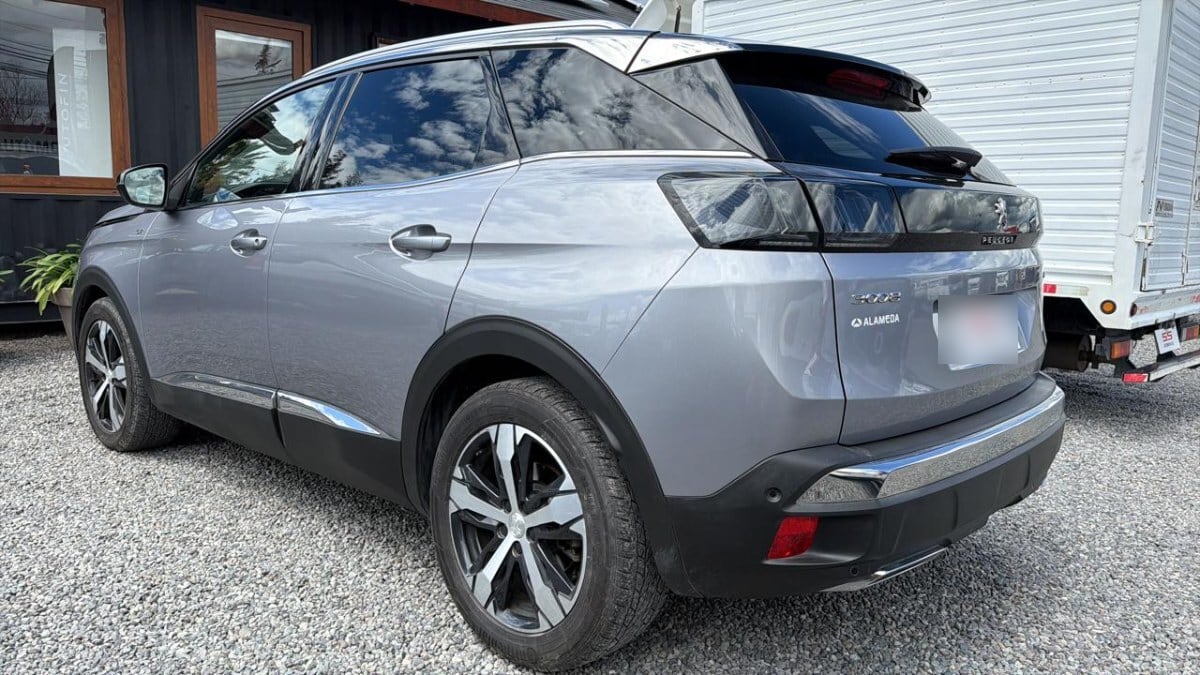 Peugeot 3008 Gt 1.5 Hdi 130 año 2022