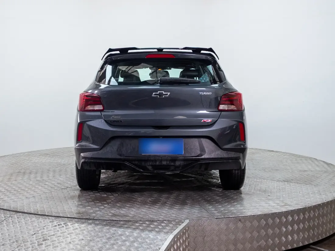 Chevrolet Onix 1.0 Hb Rs Mt año 2024