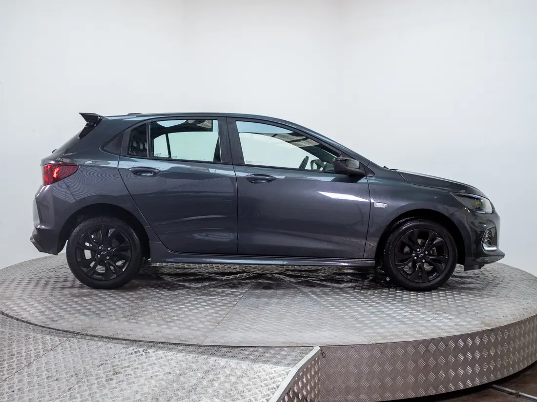 Chevrolet Onix 1.0 Hb Rs Mt año 2024
