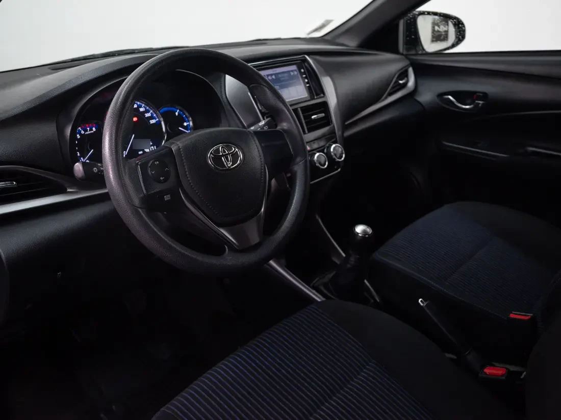 Toyota Yaris Yaris 1.5 Sport Gle Mt año 2022