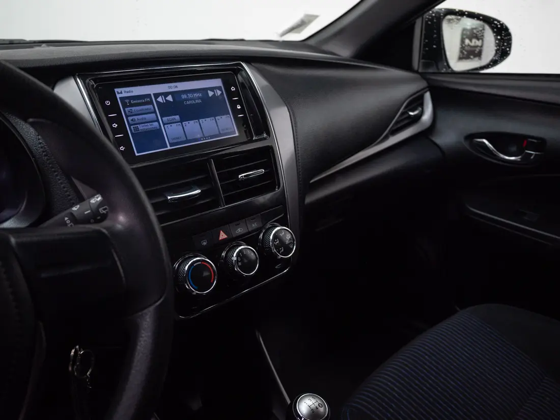 Toyota Yaris Yaris 1.5 Sport Gle Mt año 2022