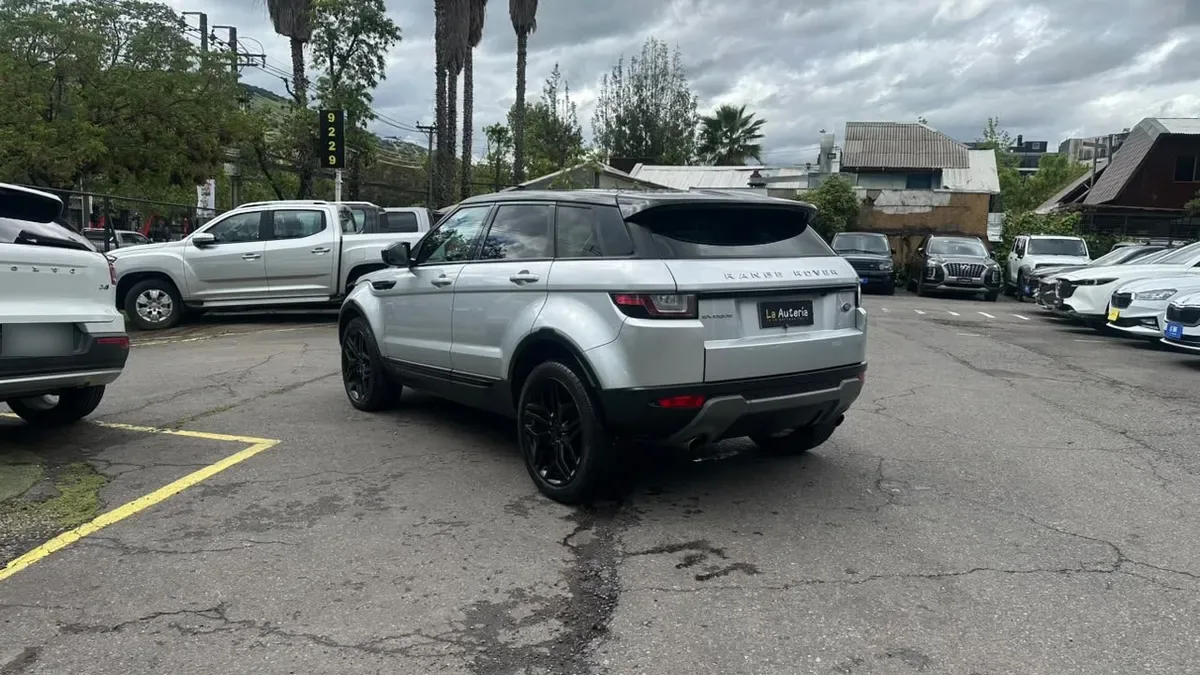 Land Rover Evoque 2.0 año 2018