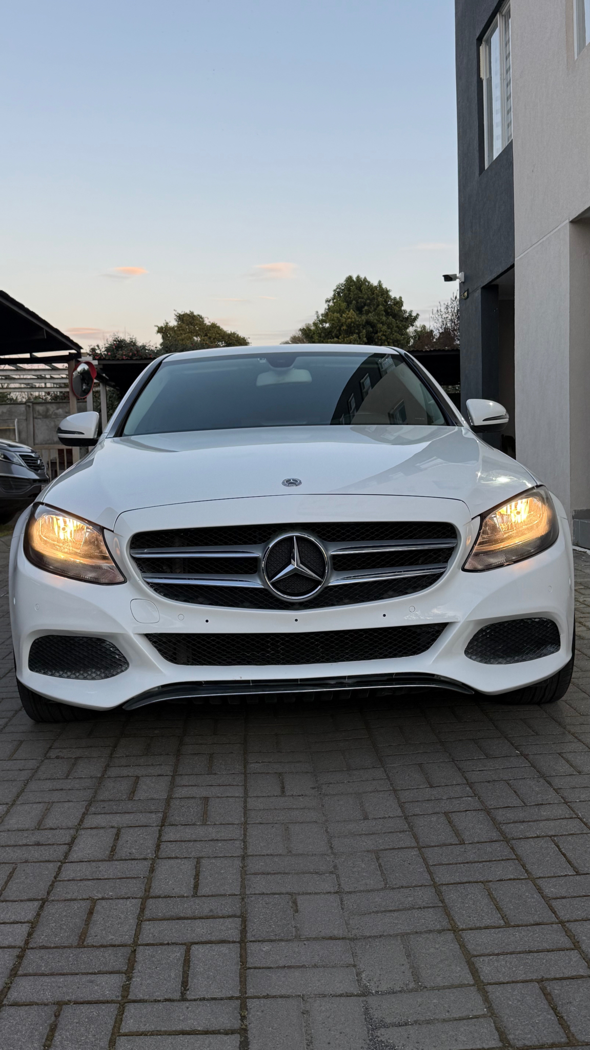 MERCEDES BENZ C180  año 2018