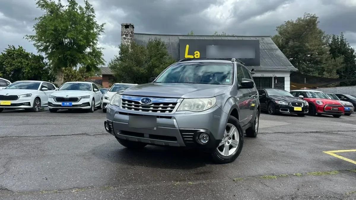 Subaru Forester 2.0 Aut año 2012