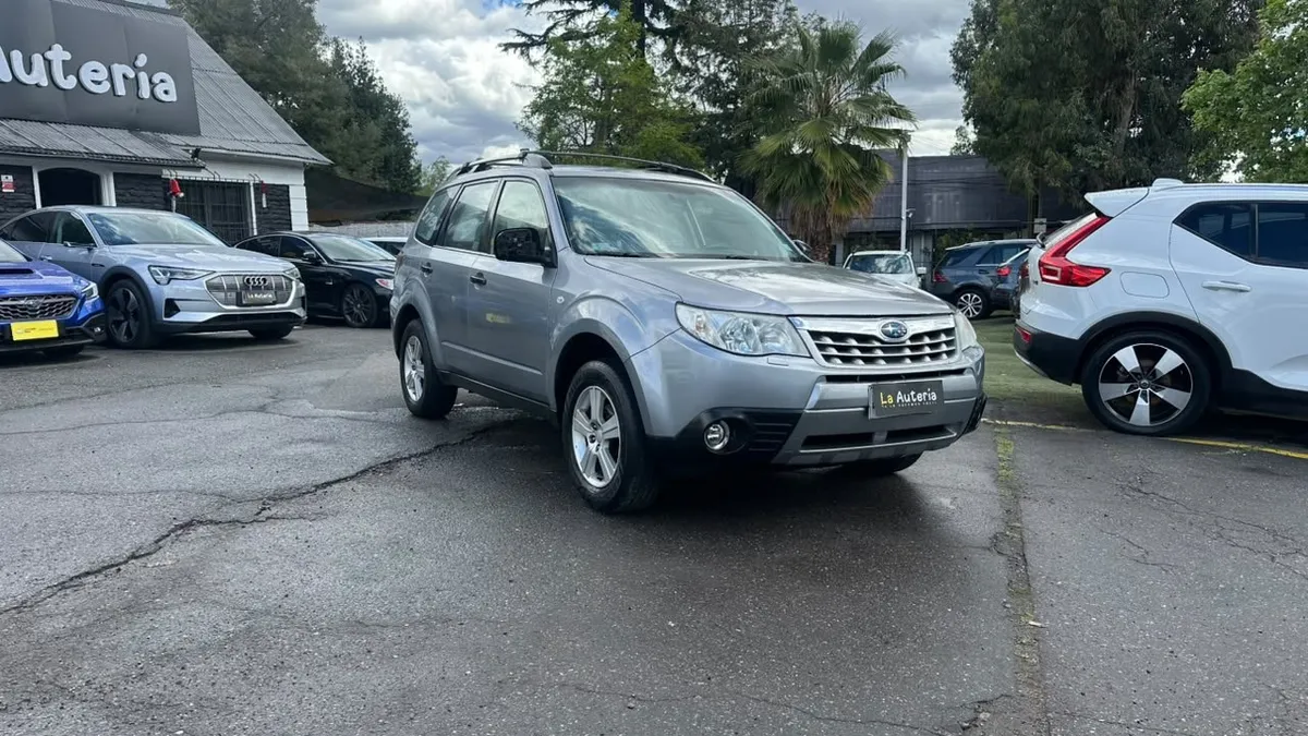 Subaru Forester 2.0 Aut año 2012