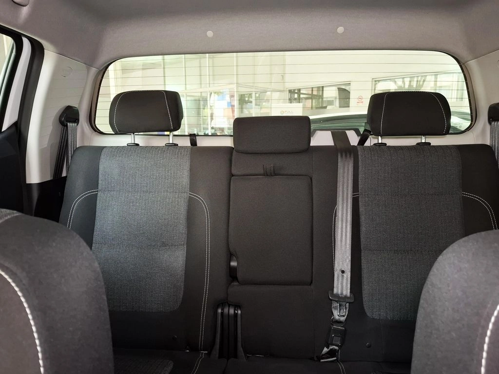 Peugeot Landtrek Blue Hdi 180 4x4 2.2 año 2023