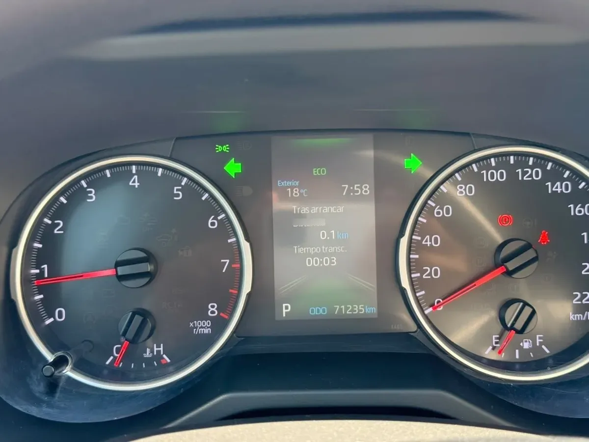 TOYOTA RAV4 2.0 Le At año 2021