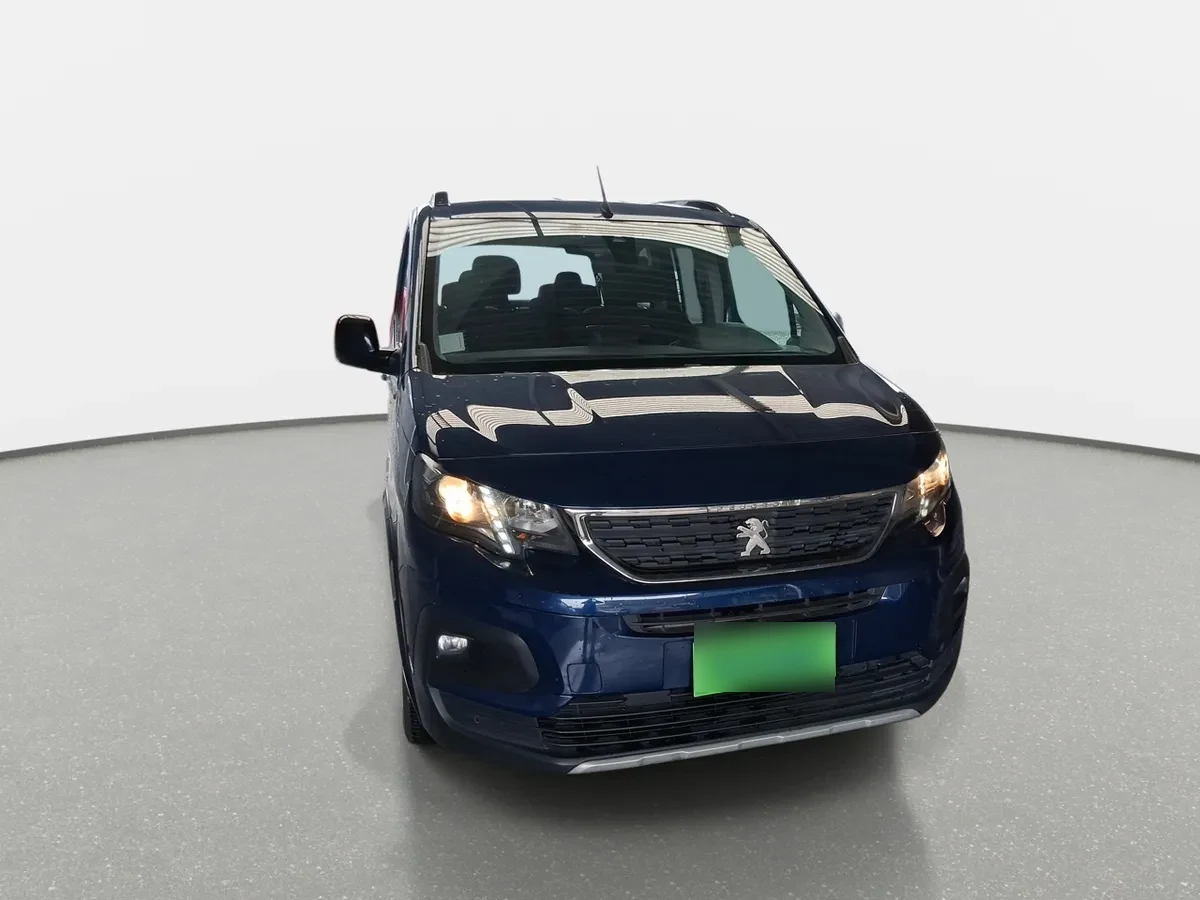 Peugeot Rifter 1.2 Allure Puretech 130hp 4x2 Eat8 5p año 2024