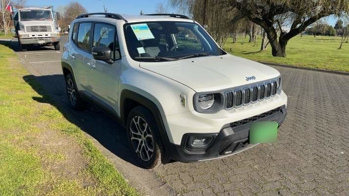 Jeep Renegade 1.3t Longitude 4x2 At 5p año 2025