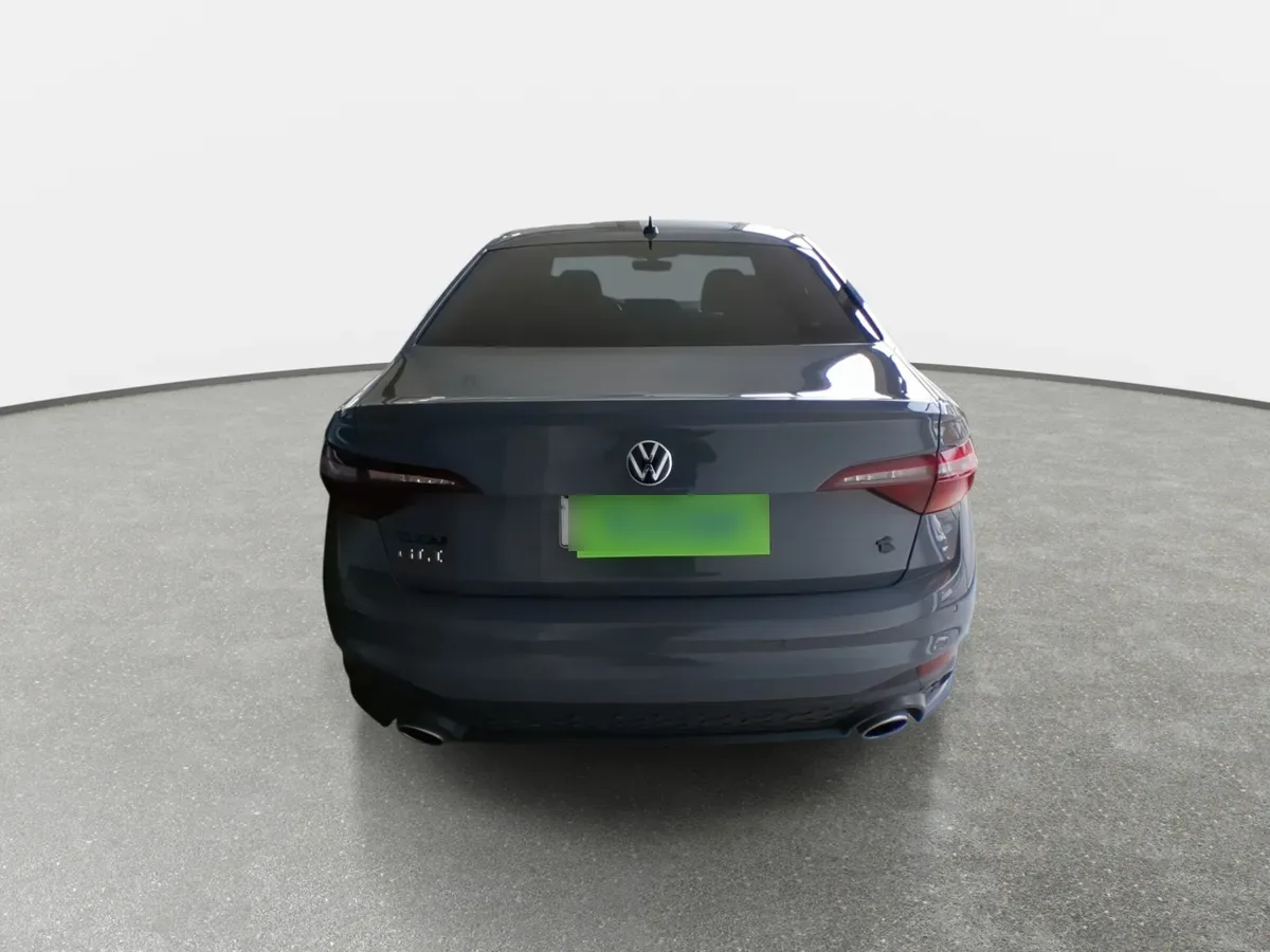 Volkswagen Jetta 2.0 Gli 4x2 At 4p año 2024