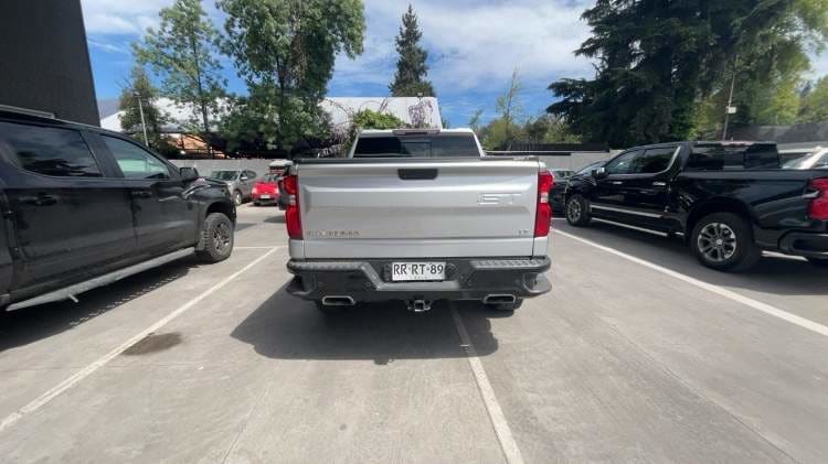 Chevrolet Silverado 5.3 Lt Trailboss Z71 4x4 At 4p año 2022