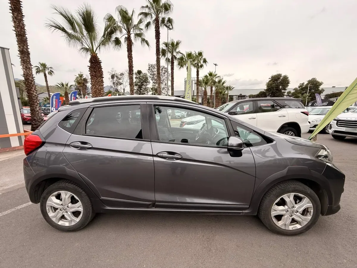 Honda Wr-V 1.5 Lx 4x2 Cvt At 5p año 2020
