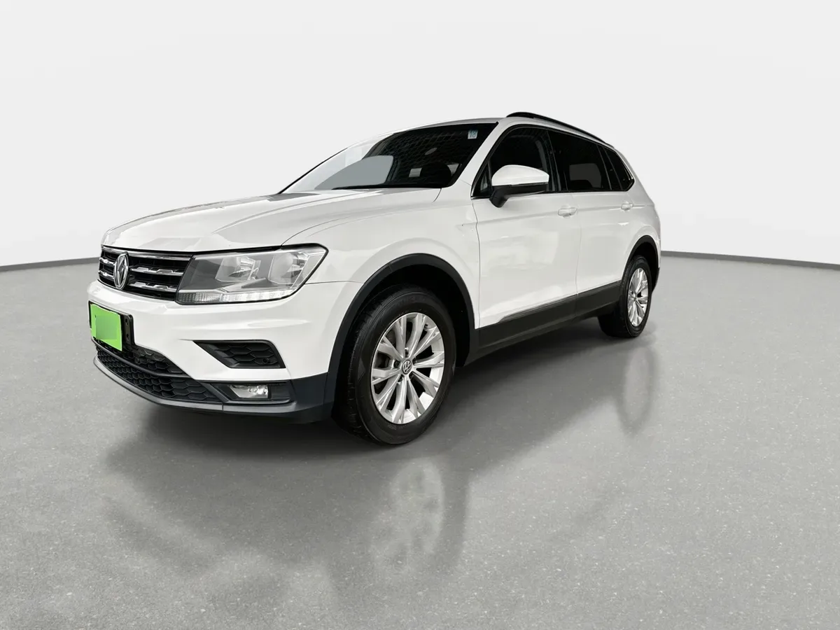 Volkswagen Tiguan 1.4 Tsi Comfortline 4x2 At 5p año 2018