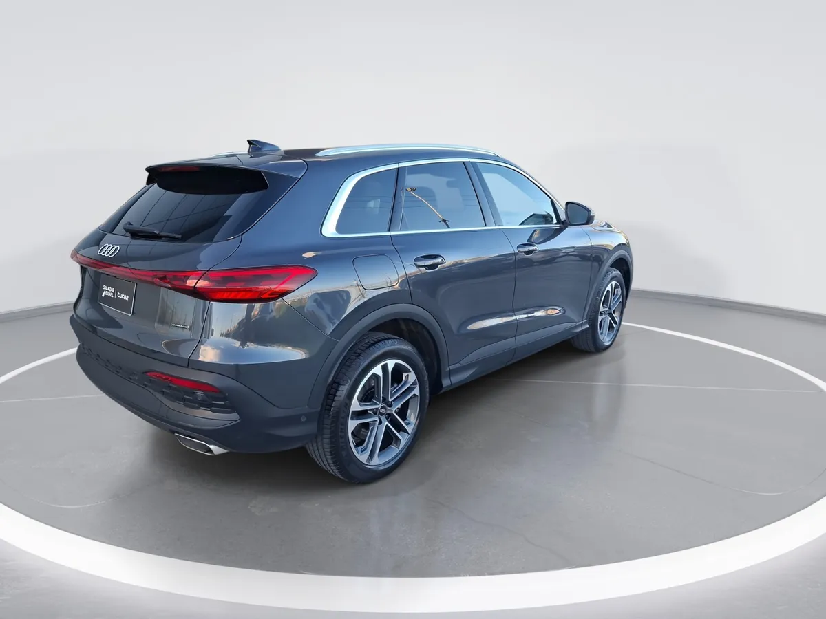 Audi Q5 2.0 Tfsi Quattro Mhev 4x4 At 5p año 2026
