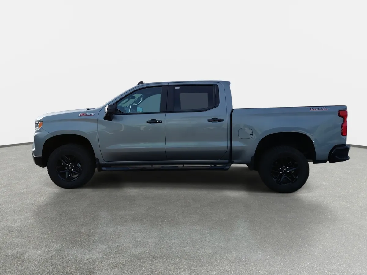 Chevrolet Silverado 5.3 Lt Trail Boss Z71 4x4 At 4p año 2026