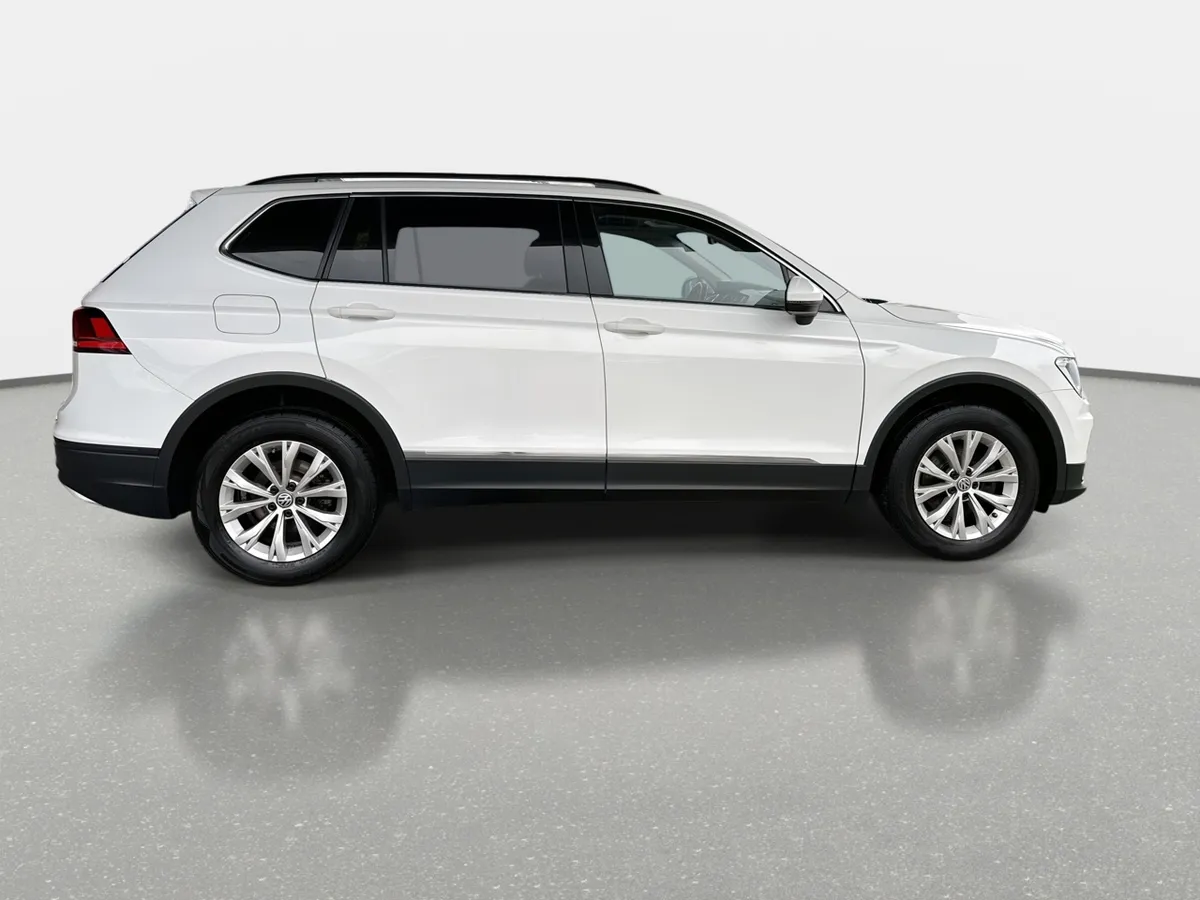Volkswagen Tiguan 1.4 Tsi Comfortline 4x2 At 5p año 2018