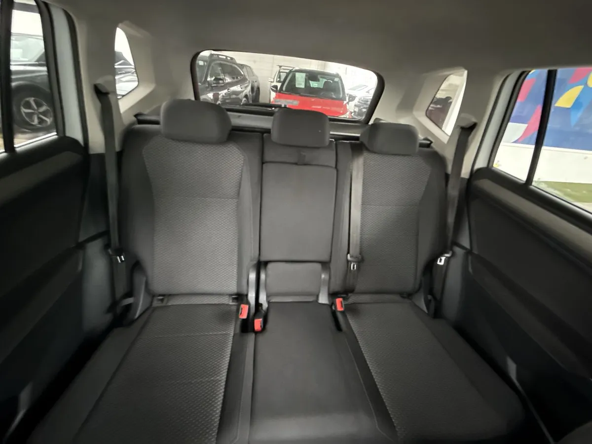 Volkswagen Tiguan 1.4 Tsi Comfortline 4x2 At 5p año 2018