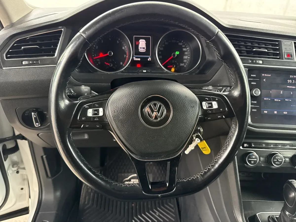 Volkswagen Tiguan 1.4 Tsi Comfortline 4x2 At 5p año 2018