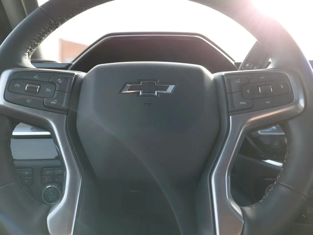 Chevrolet Silverado 5.3 Lt Trail Boss Z71 4x4 At 4p año 2026