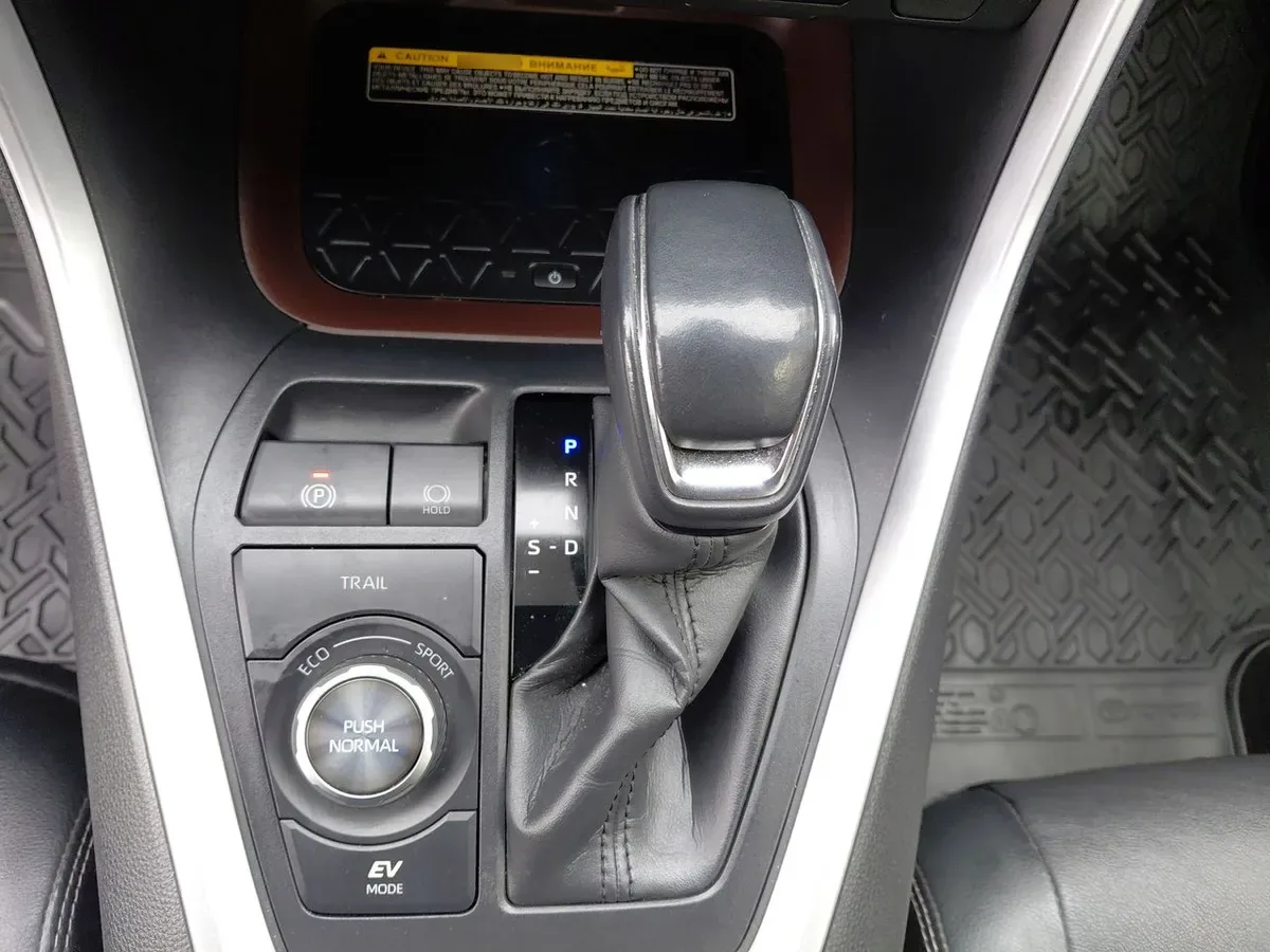 Toyota Rav 4 2.5 Limited Hybrid Hv 4x4 Cvt At 5p año 2022