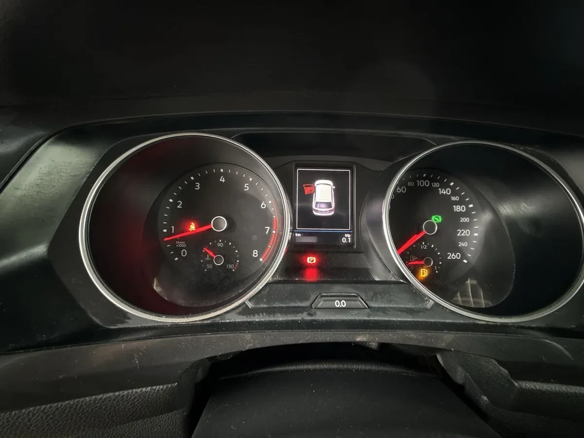 Volkswagen Tiguan 1.4 Tsi Comfortline 4x2 At 5p año 2018