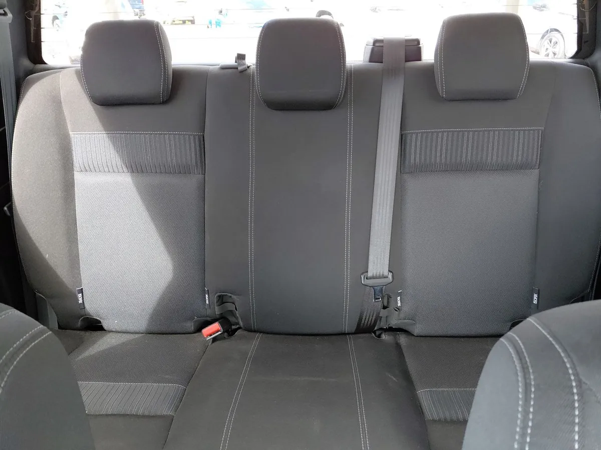 Ford Ranger 2.5 Xlt Euro 6 4x2 Dob. Cab. Mt 4p año 2023