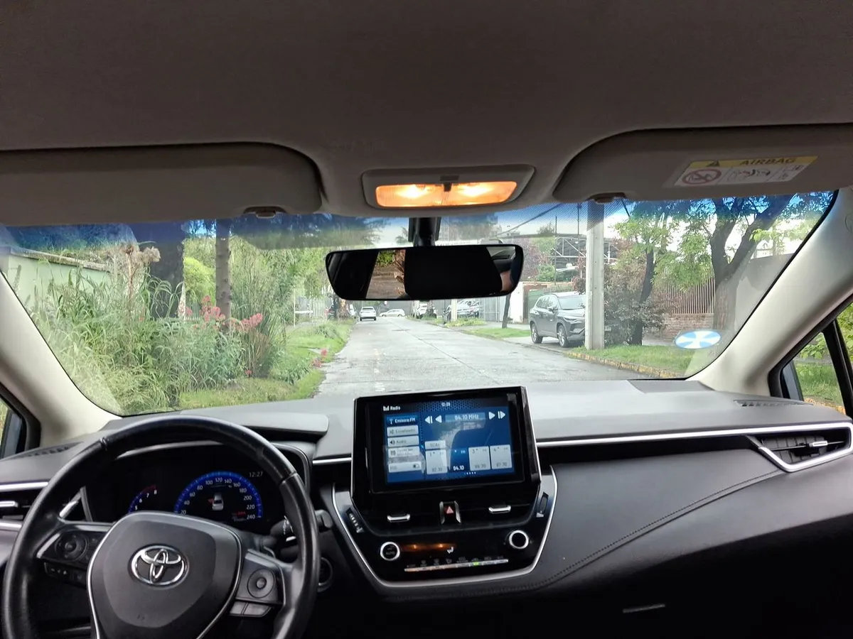 Toyota Corolla 2.0 Xei 4x2 Cvt At 4p año 2022