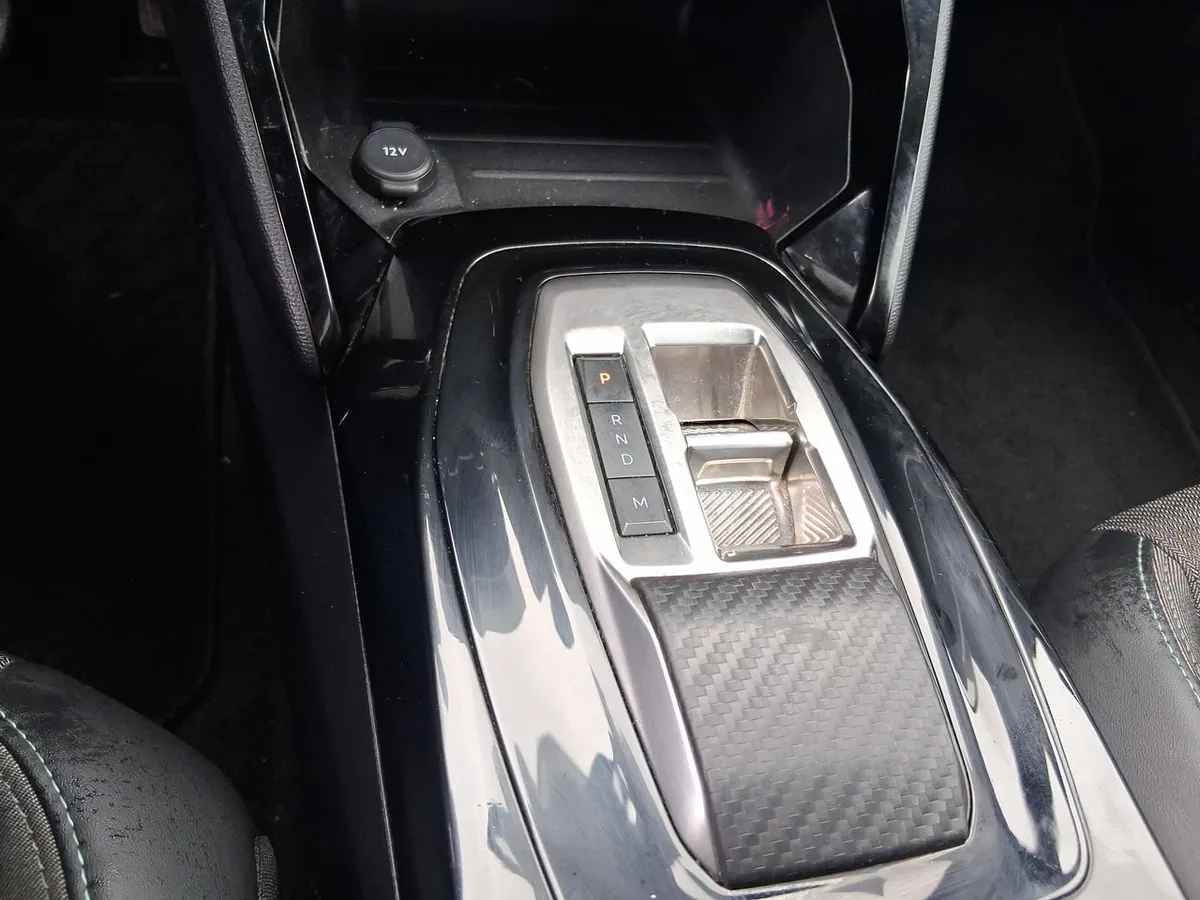Peugeot 2008 1.2 Allure Puretech 130 4x2 At 5p año 2022
