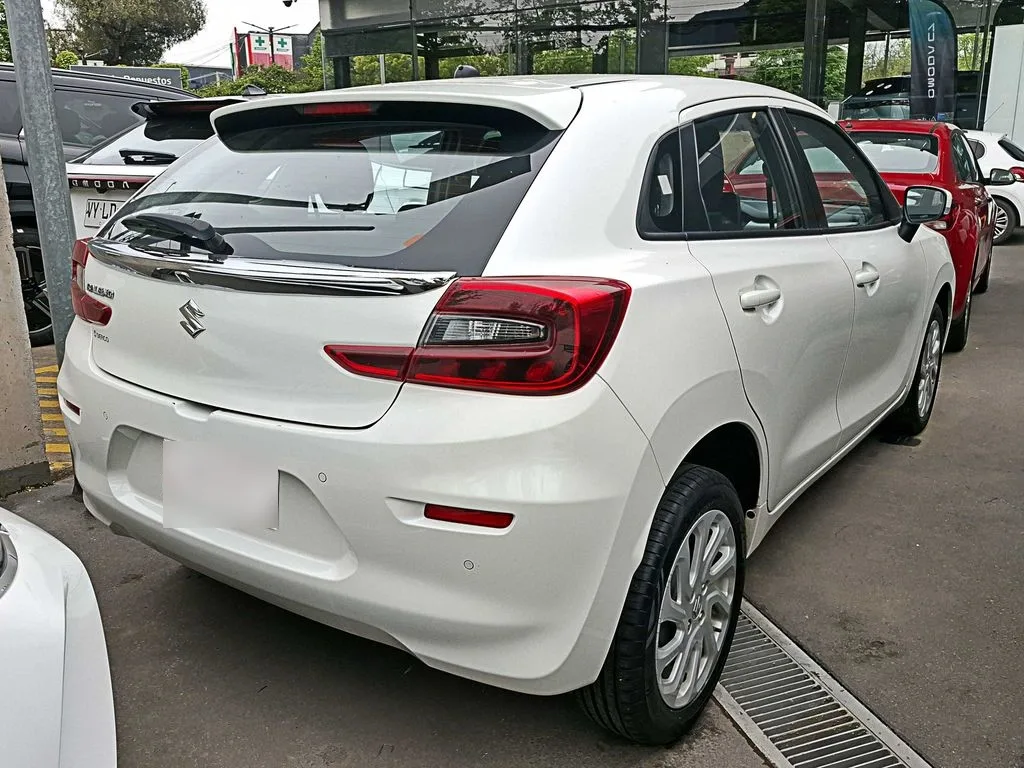 Suzuki Baleno 4x2 1.5 año 2025