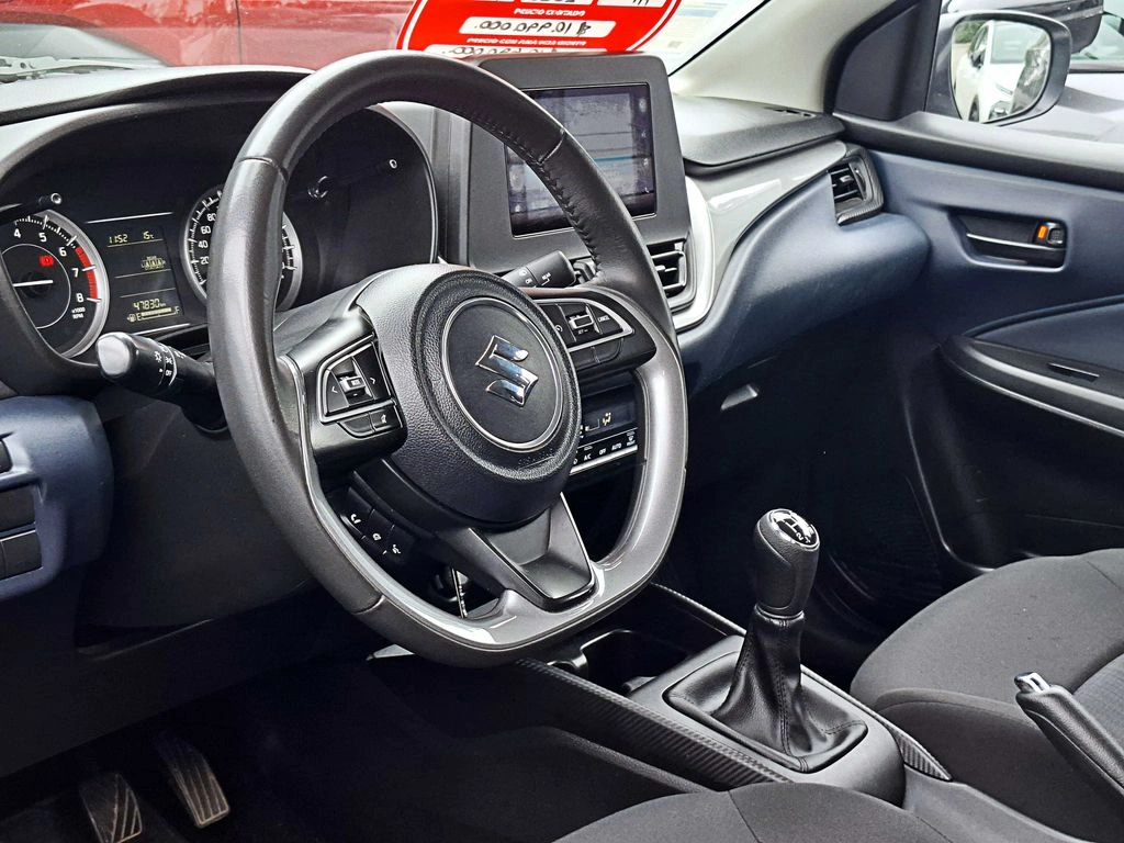 Suzuki Baleno 4x2 1.5 año 2025