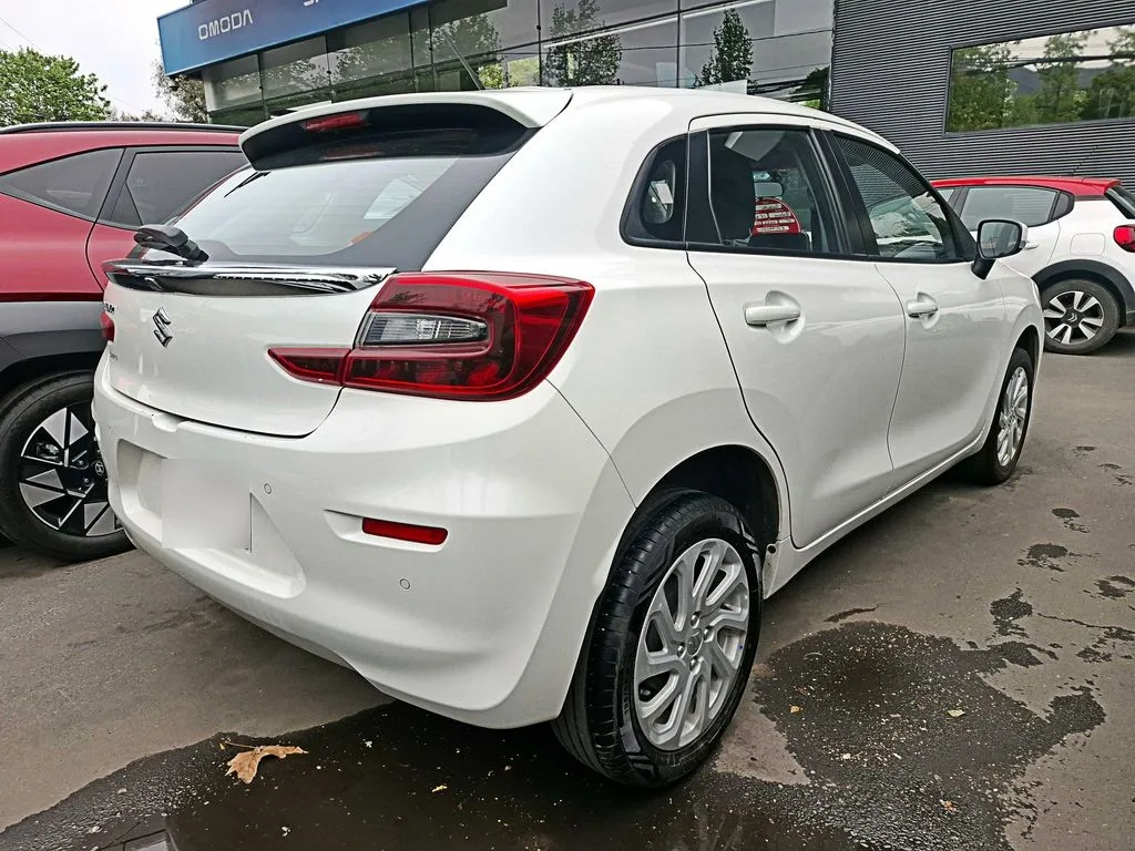 Suzuki Baleno 4x2 1.5 año 2025