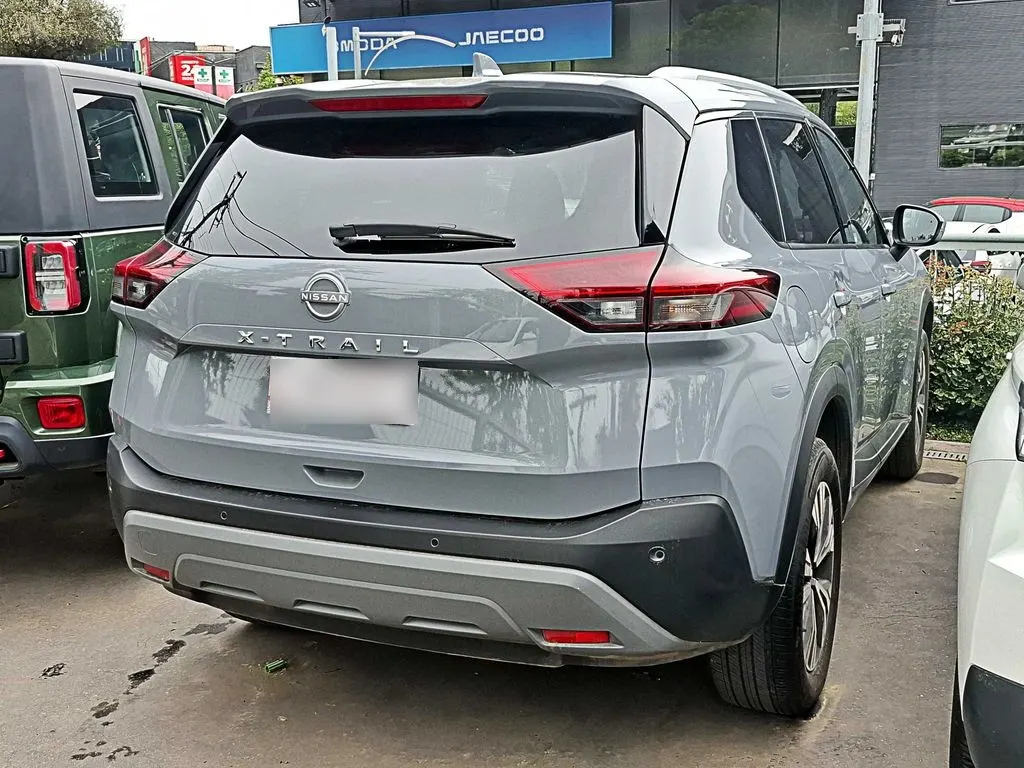 Nissan X-Trail 4x2 2.5 At año 2026