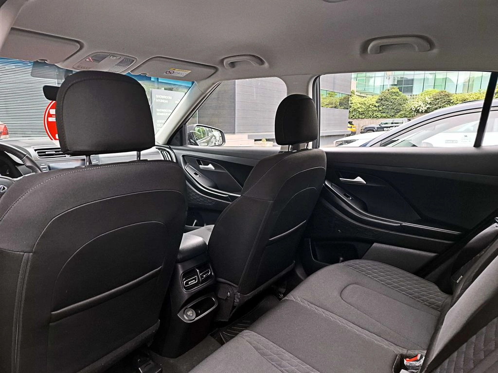 Hyundai Creta 1.5 At año 2025