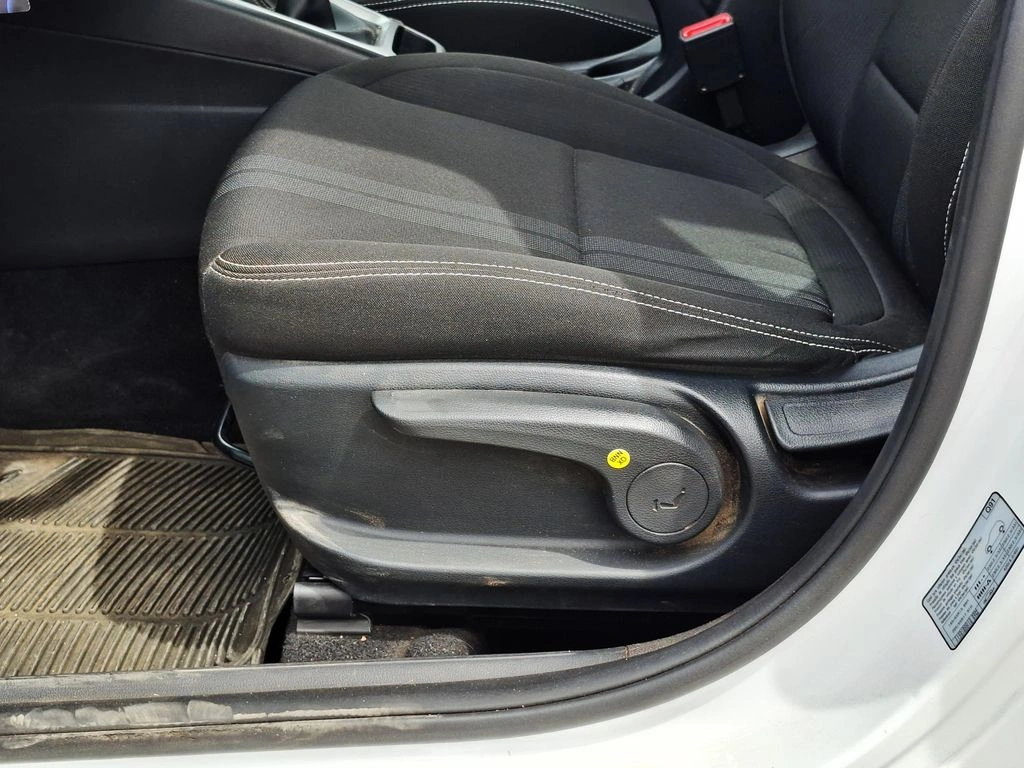 Hyundai Venue 1.6 Qx Value Mt año 2022