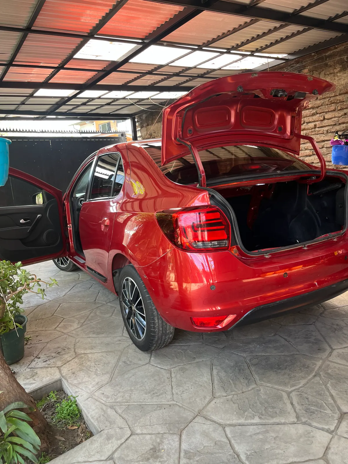 Renault SYMBOL 1.6 Intens Tech Mt año 2019