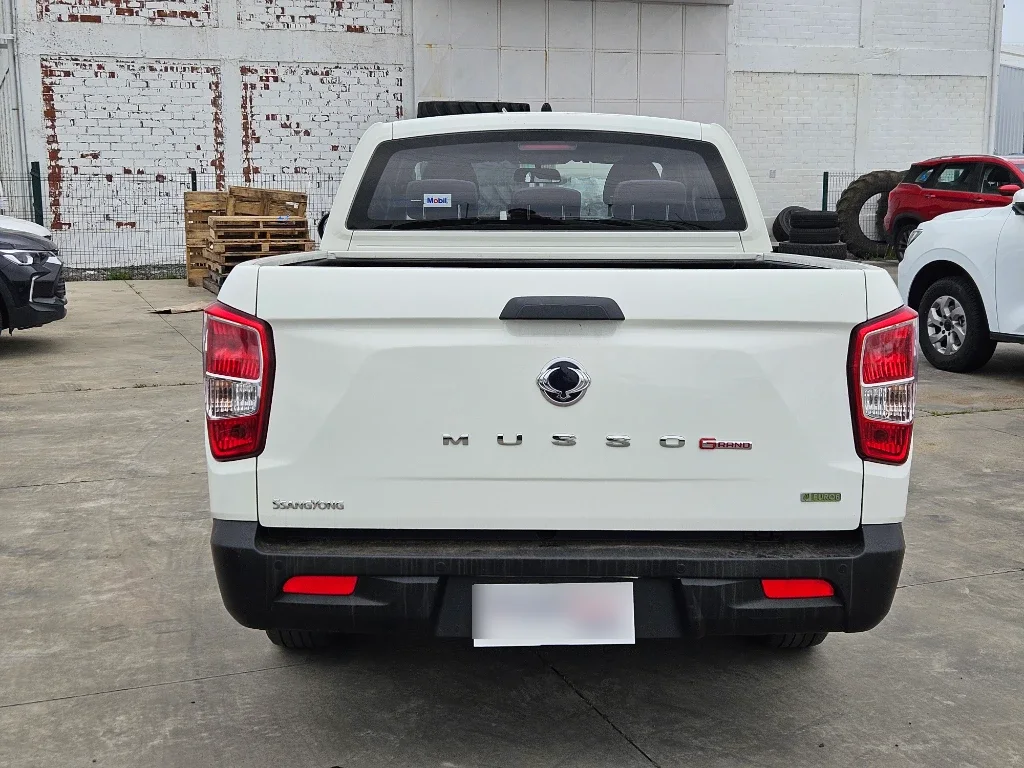 Ssangyong Grand Musso Grand Musso 2.2 4x2 Mt Full-Ql610 año 2023