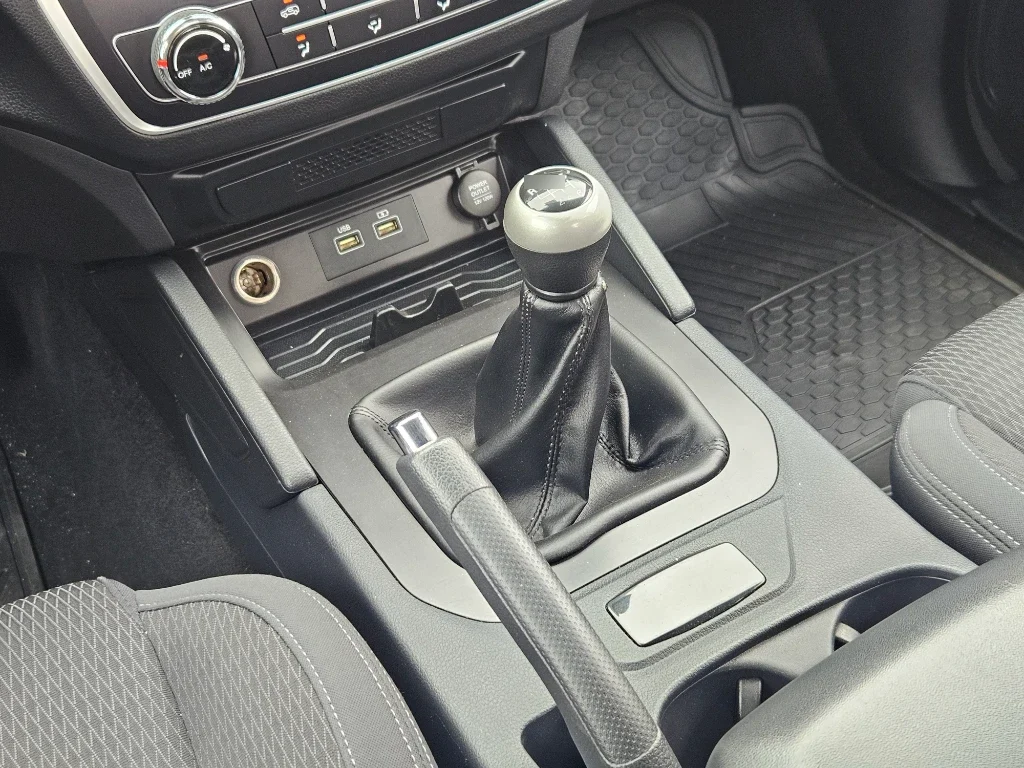 Ssangyong Grand Musso Grand Musso 2.2 4x2 Mt Full-Ql610 año 2023