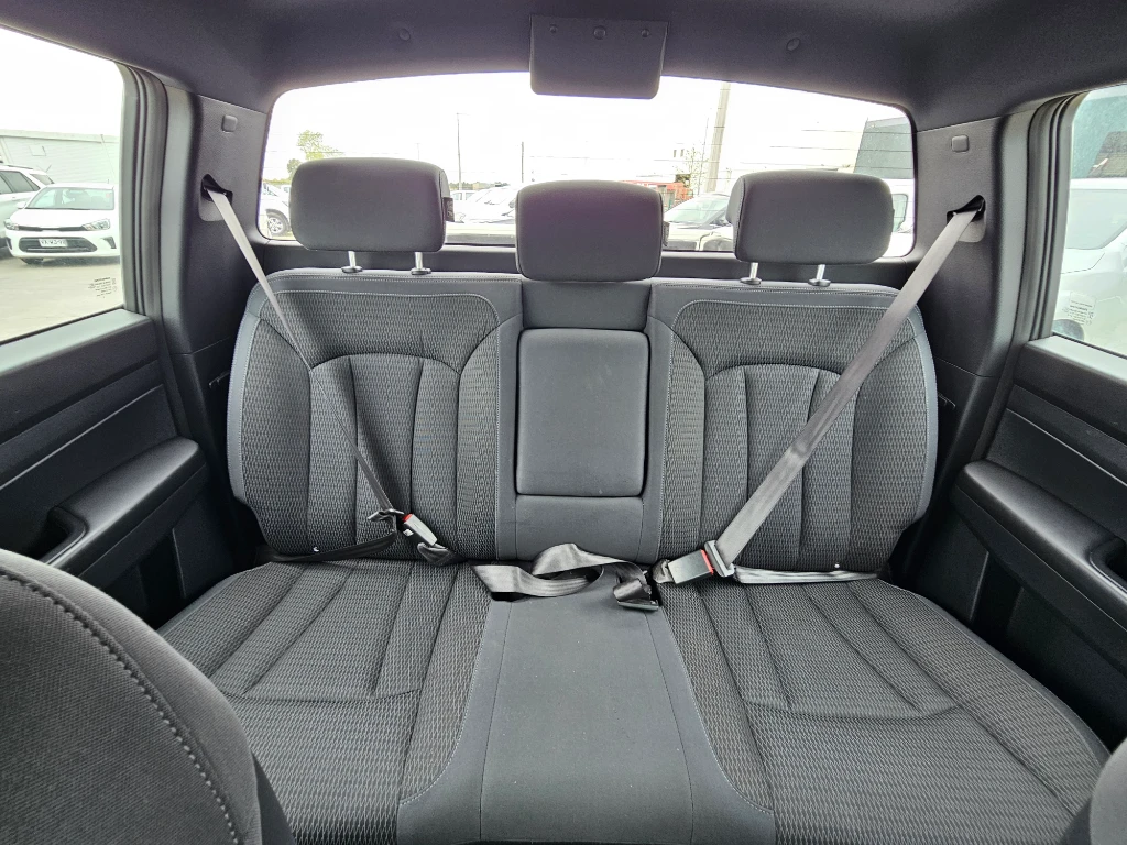 Ssangyong Grand Musso Grand Musso 2.2 4x2 Mt Full-Ql610 año 2023