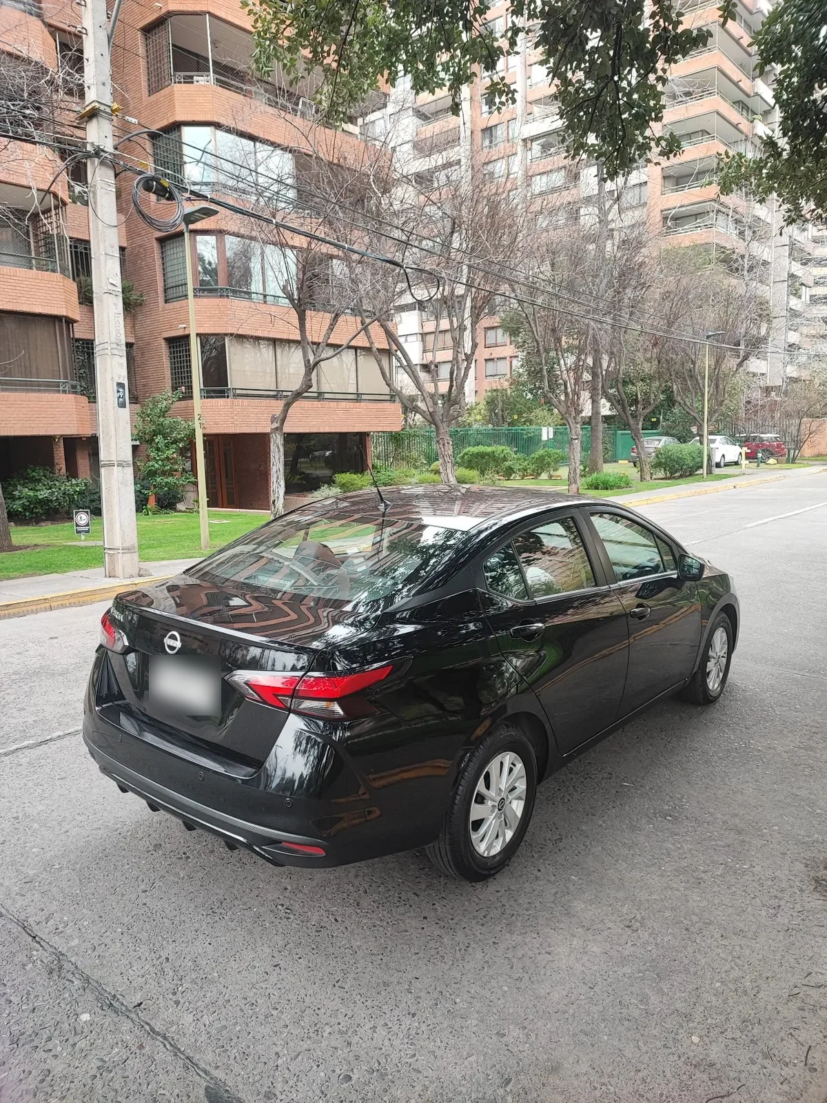 Nissan VERSA 1.6 Sense Mt año 2024