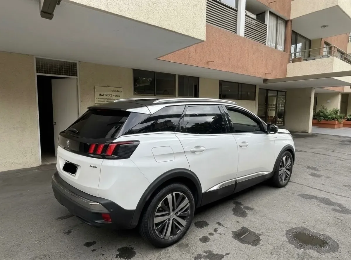 PEUGEOT 3008 2.0 Gt-Line Puretech 180 At año 2020